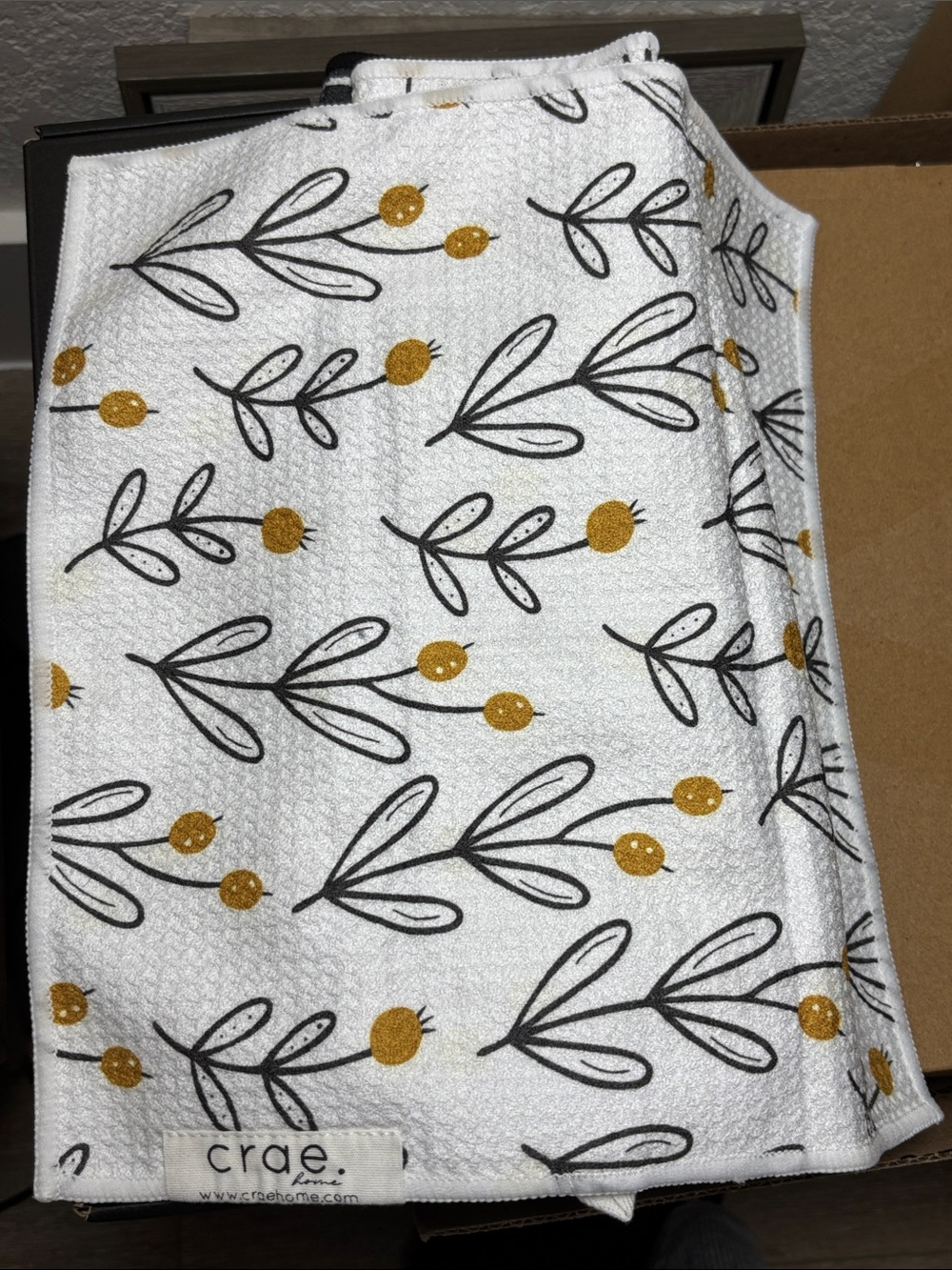 Crae White Waffle-Weave Kitchen washcloths with Floral Print